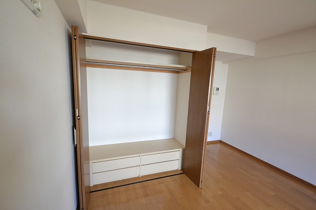 Receipt. ☆ It is housed with depth ☆