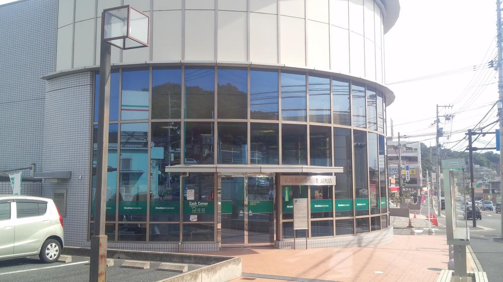 Bank. Hiroshimashin'yokinko Yutakahin to the branch 2214m