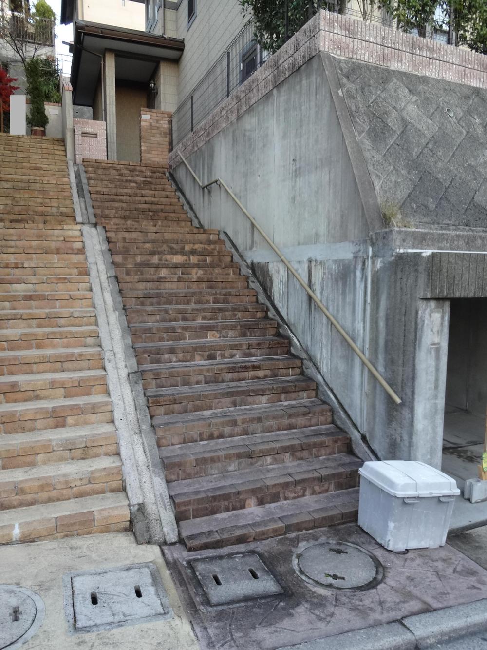 Local appearance photo. Local (12 May 2013) Shooting