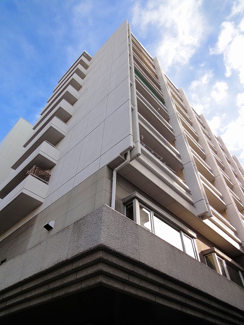 Building appearance. ☆ Hiroshima Station is just a good location Property ☆