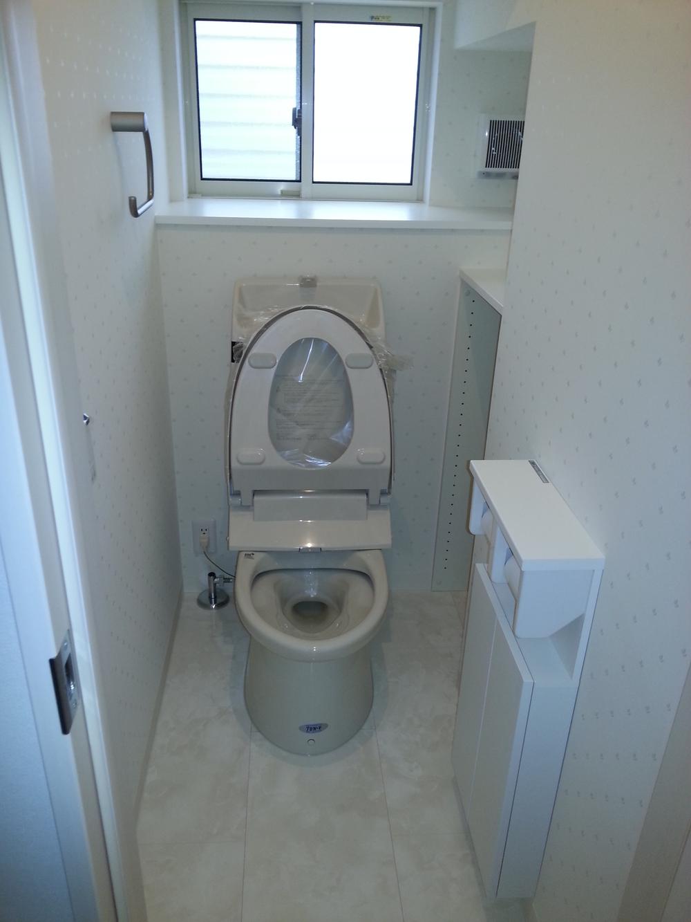 Toilet. Local (10 May 2012) shooting