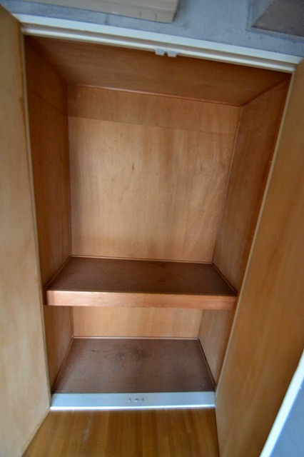 Receipt. ☆ It is housed with depth ☆