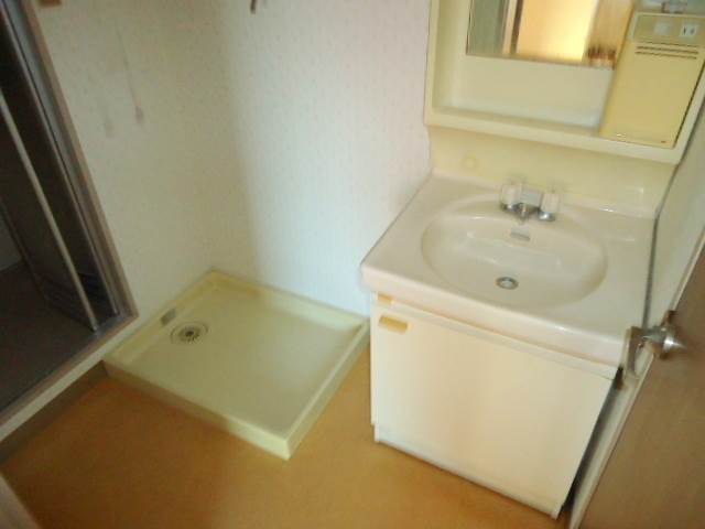 Washroom. There is also a washroom