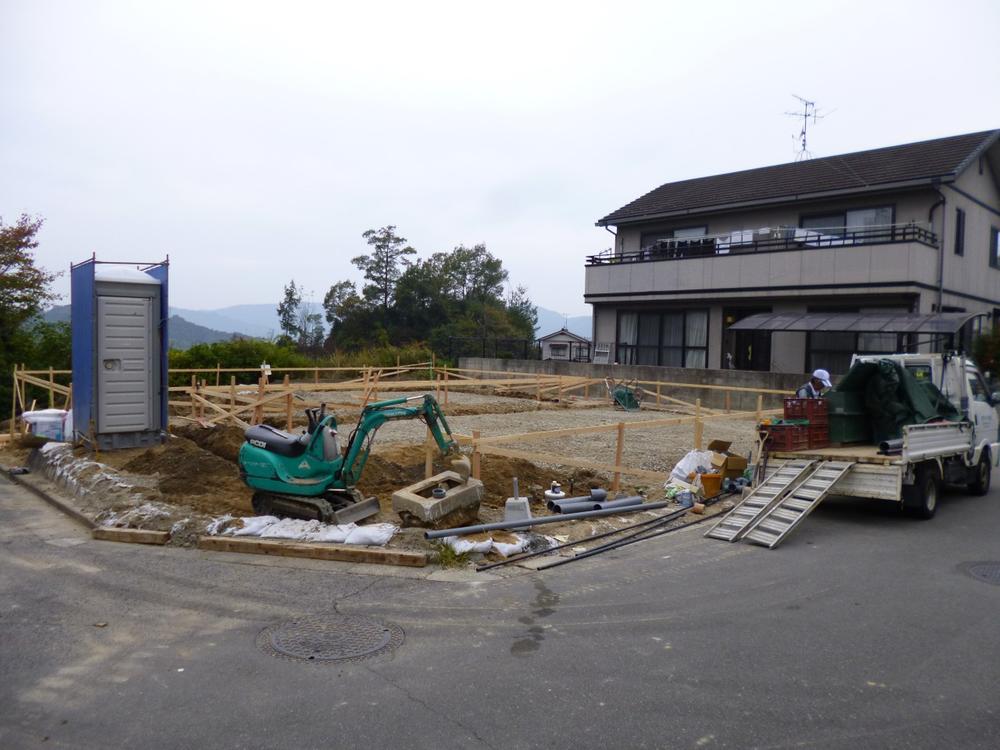 Local appearance photo. Local (10 May 2013) Shooting