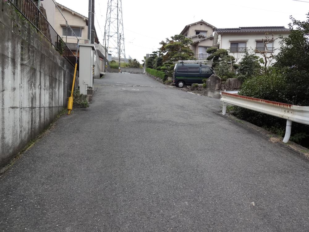 Local photos, including front road. Local (September 2013) Shooting