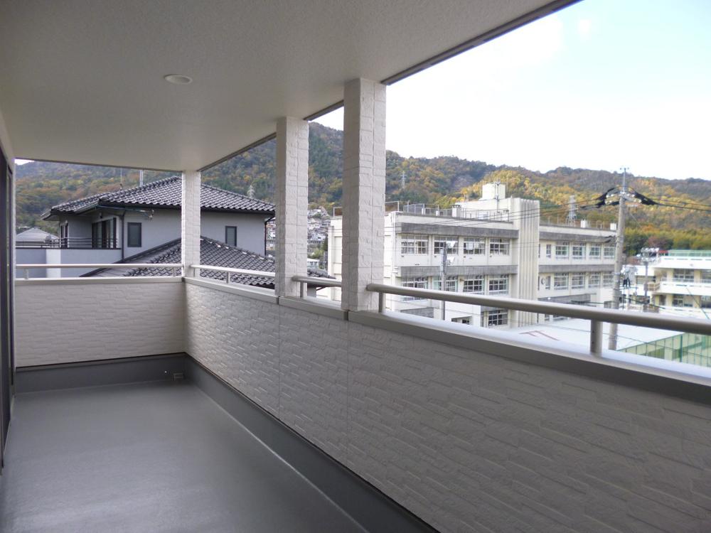 Balcony. (November 2013) Shooting