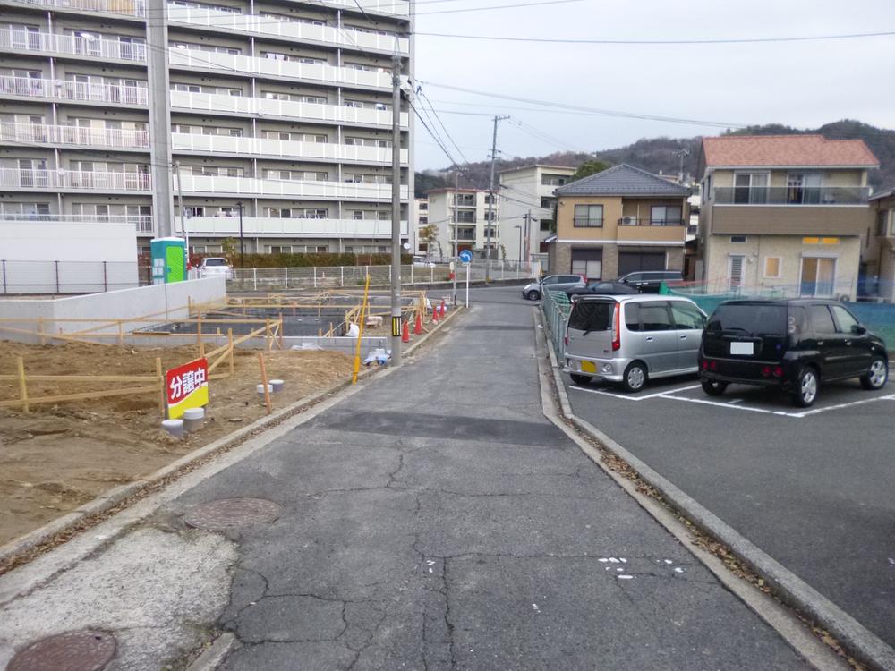 Local photos, including front road. Local (12 May 2013) Shooting