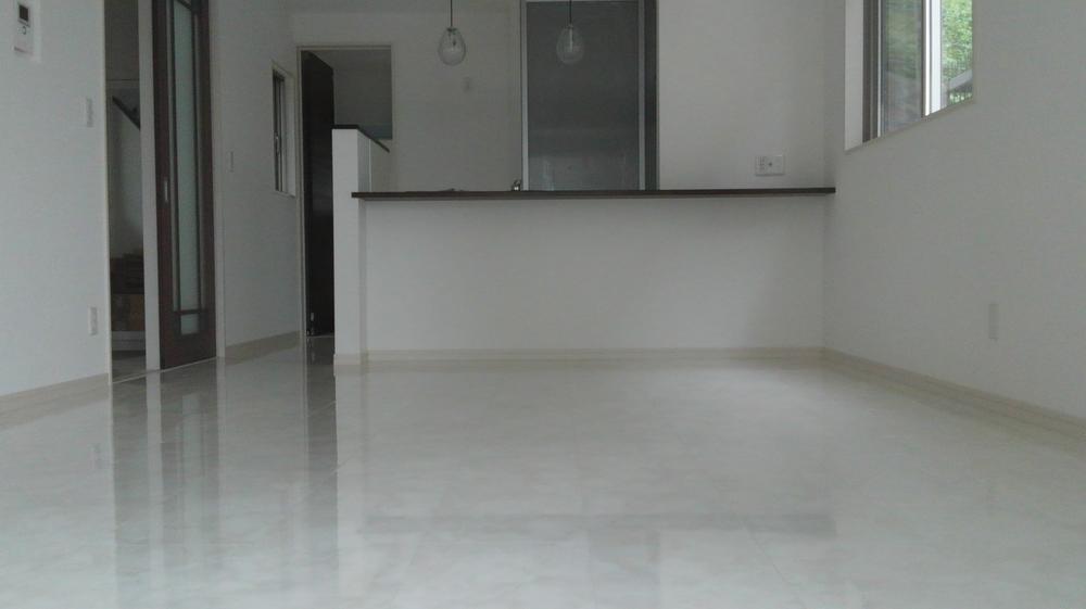 Living. Indoor (July 2013) Shooting