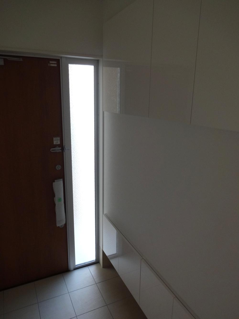 Entrance. Indoor (10 May 2013) Shooting