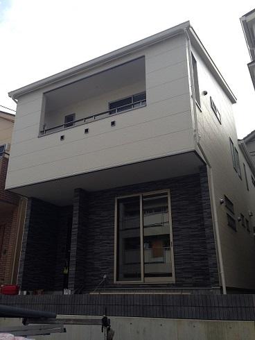 Local appearance photo. Local (11 May 2013) Shooting