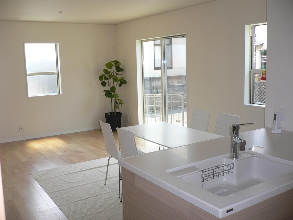 Same specifications photos (living). Family will relax slowly in the 16 Pledge of spacious LDK. 