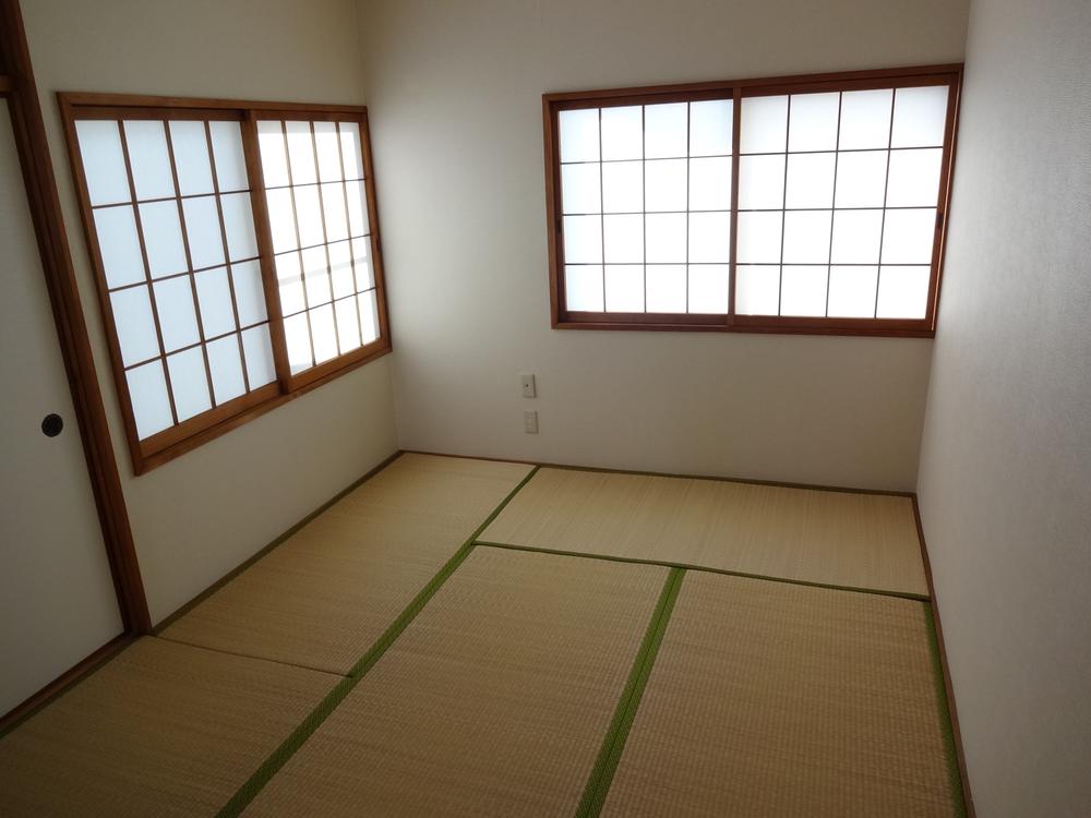 Non-living room. Indoor (11 May 2013) Shooting