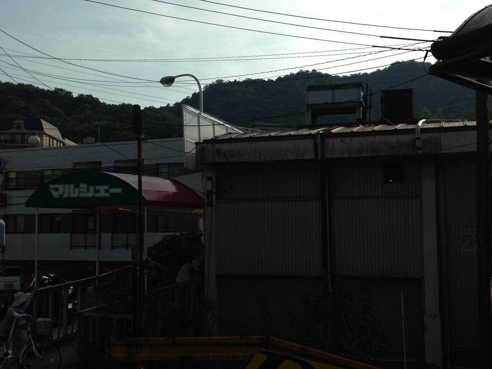 Supermarket. 517m happily shopping until Marche over door Bando Kiyoshiten