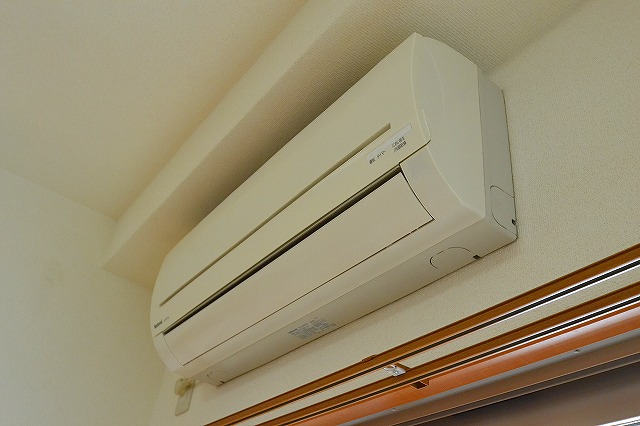 Other Equipment.  ☆ It is air-conditioned ☆