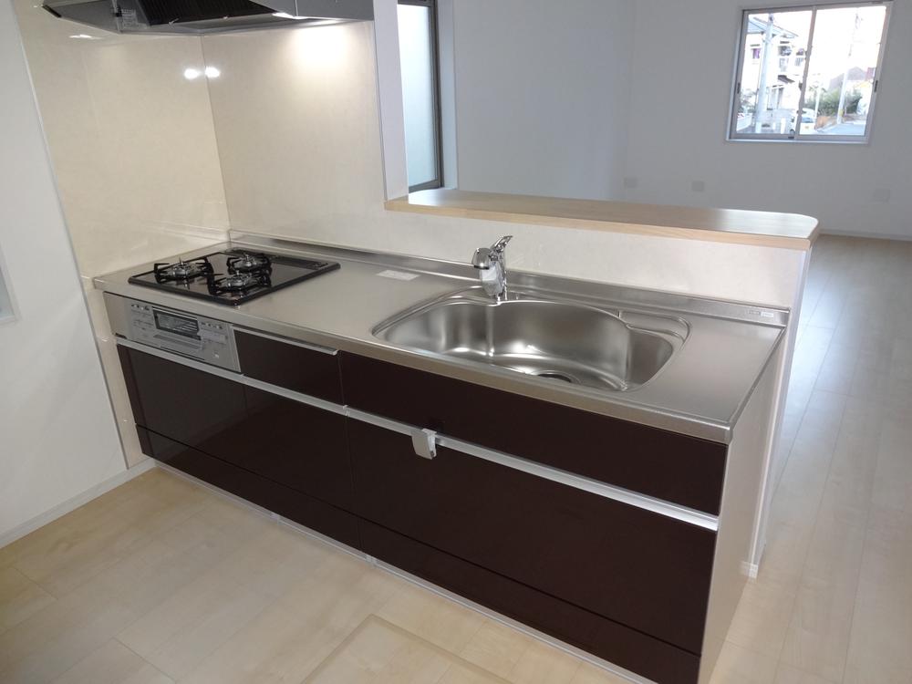 Kitchen. Indoor (12 May 2013) Shooting