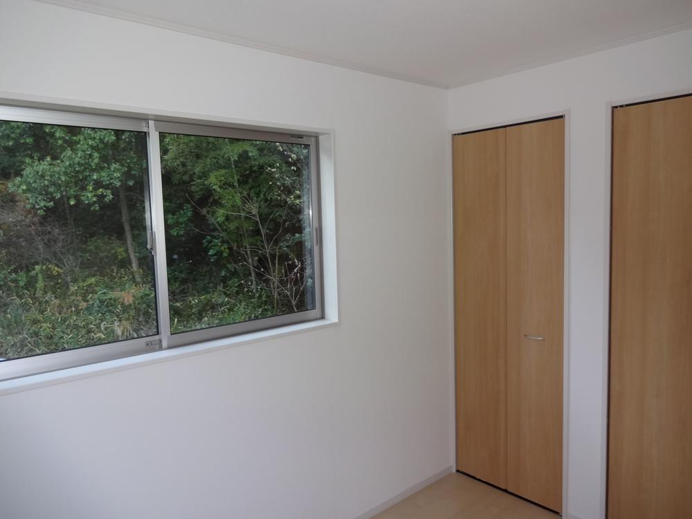 Non-living room. Indoor (12 May 2013) Shooting