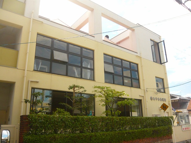 kindergarten ・ Nursery. Ayame kindergarten (kindergarten ・ 932m to the nursery)