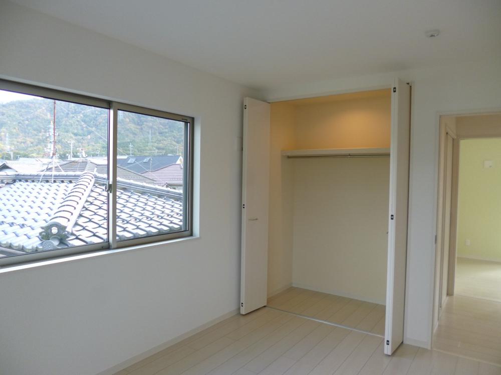 Non-living room. (November 2013) Shooting