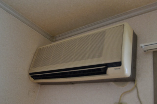 Other Equipment.  ☆ It is air-conditioned ☆