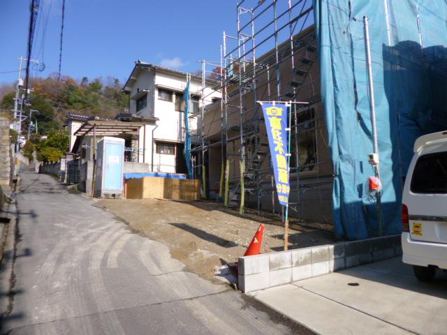 Local appearance photo. Local (12 May 2013) Shooting