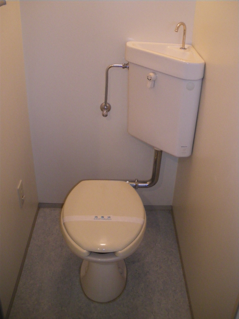 Toilet. ※ Photo does not use a separate room.