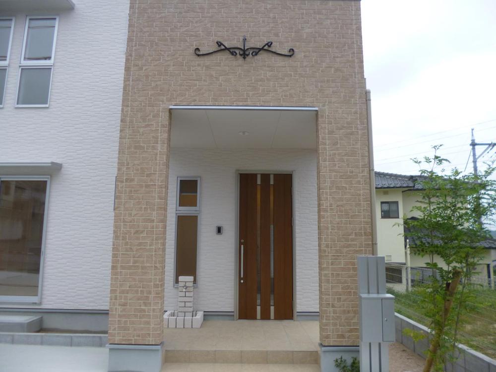 Local appearance photo. (October 2013) Shooting