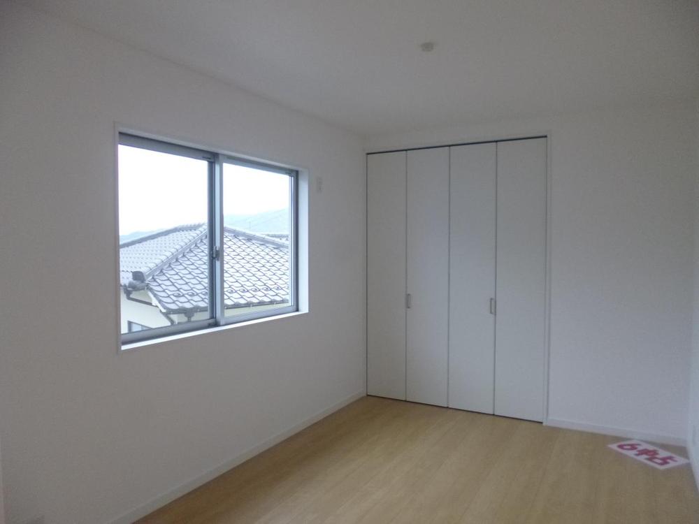 Non-living room. (October 2013) Shooting