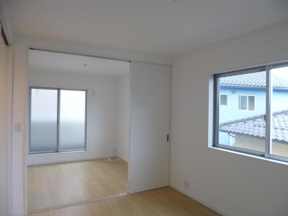 Non-living room. (October 2013) Shooting