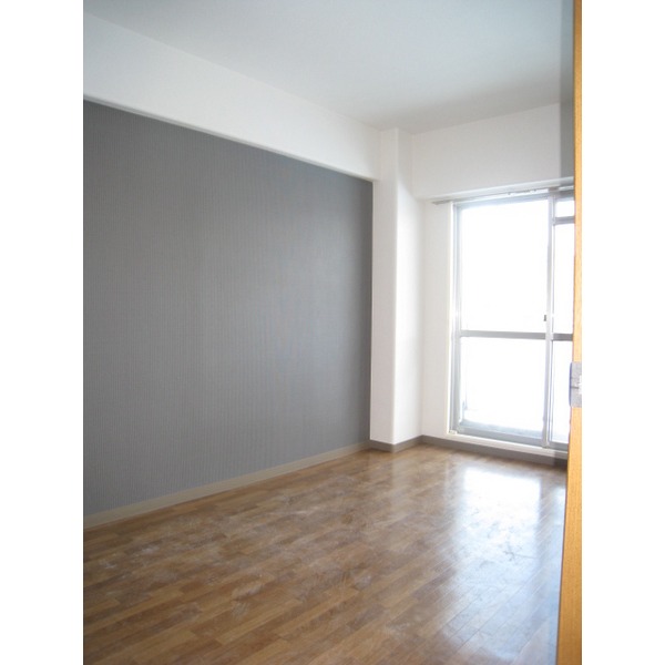 Living and room. Western-style (1)