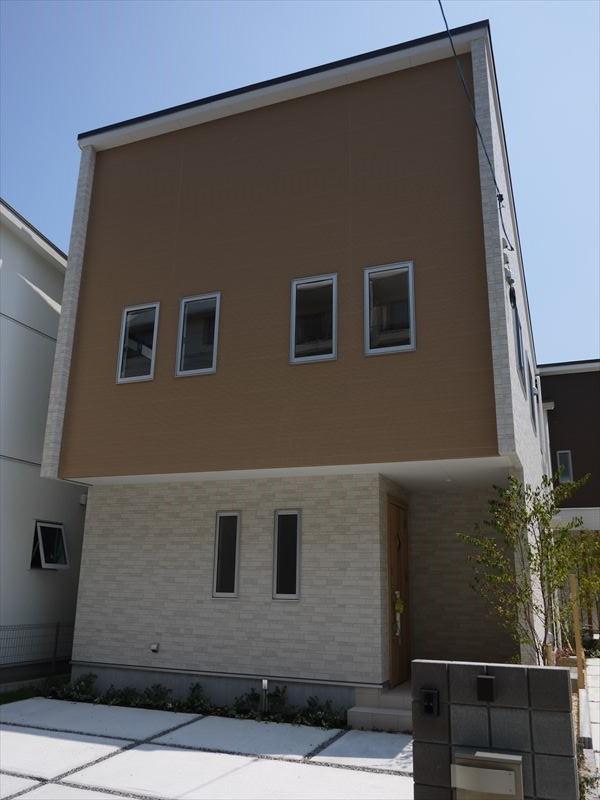 Local appearance photo