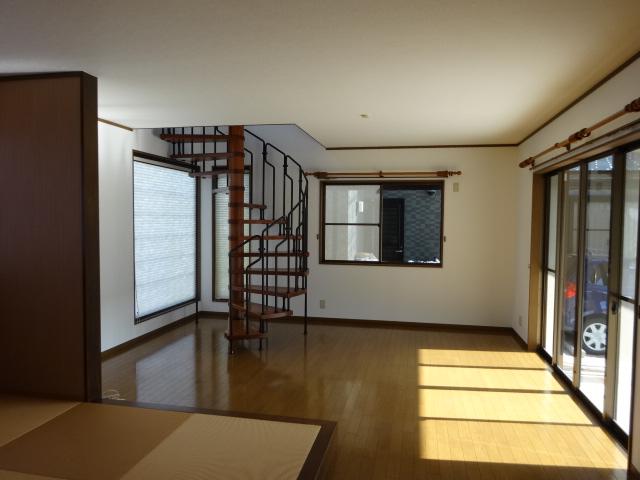 Living. Indoor (11 May 2013) Shooting