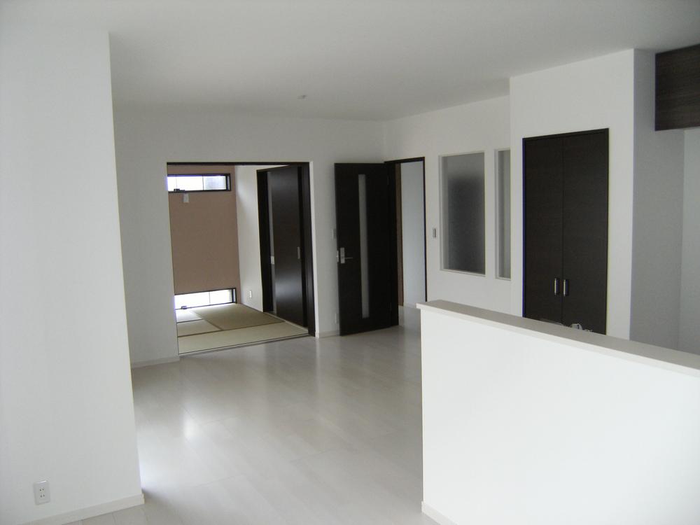 Living. Local (May 2013) Shooting