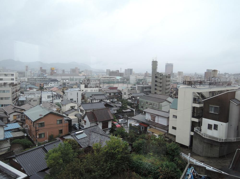 View photos from the dwelling unit. View from the site (November 2013) Shooting