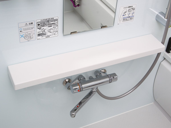 Bathing-wash room.  [Simple easy-to-use smart counter] Good drainage with less clean shape irregularities, It is attached, such as soap and shampoo is solidified, Will be clean in just wipe lightly sponge, etc..