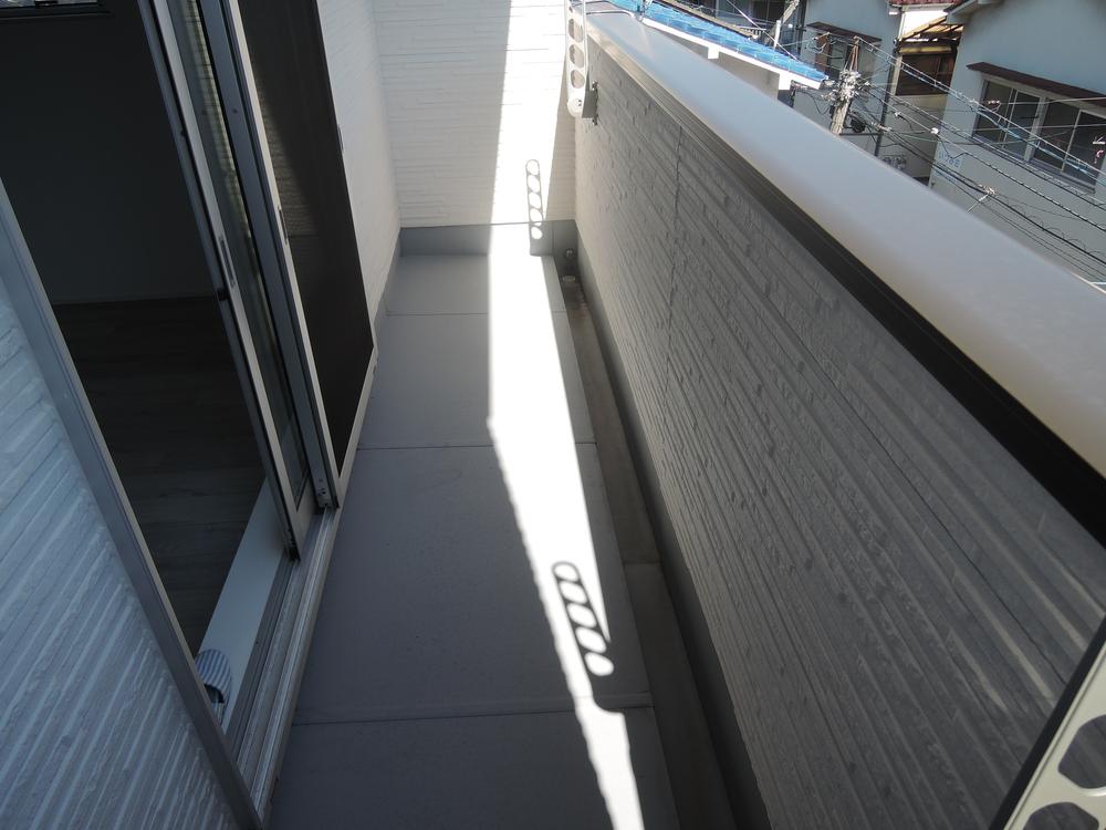 Balcony. Indoor (10 May 2013) Shooting