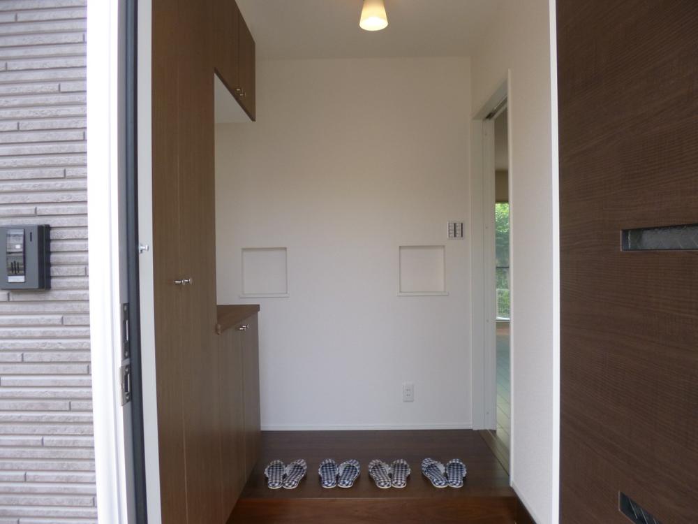 Entrance. (July 2013) Shooting