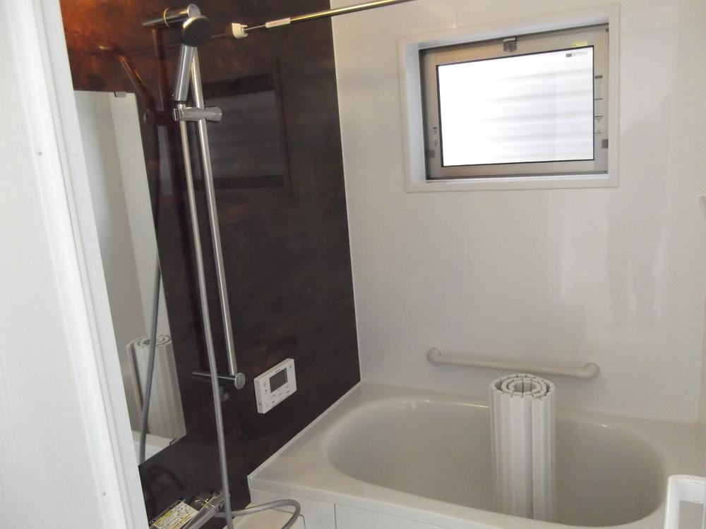 Bathroom. Indoor (12 May 2013) Shooting