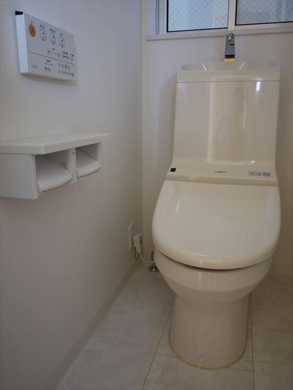 Toilet