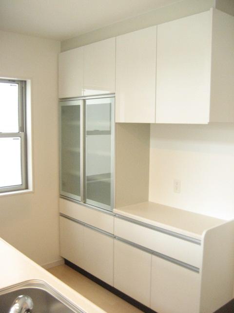 Kitchen. Cup with board