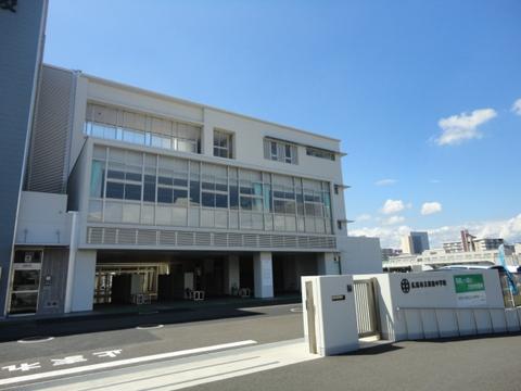 Junior high school. Danbara 474m until junior high school