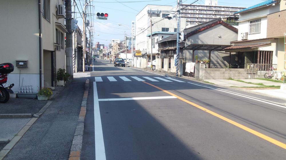 Local photos, including front road. Local (September 2013) Shooting