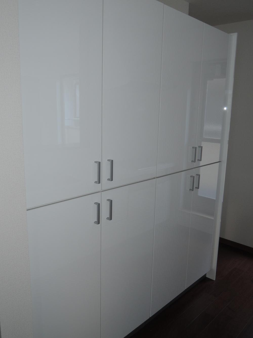 Kitchen. Indoor (11 May 2013) Shooting