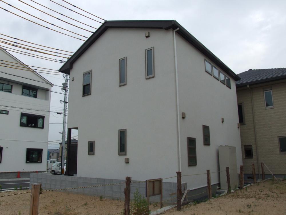 Local appearance photo