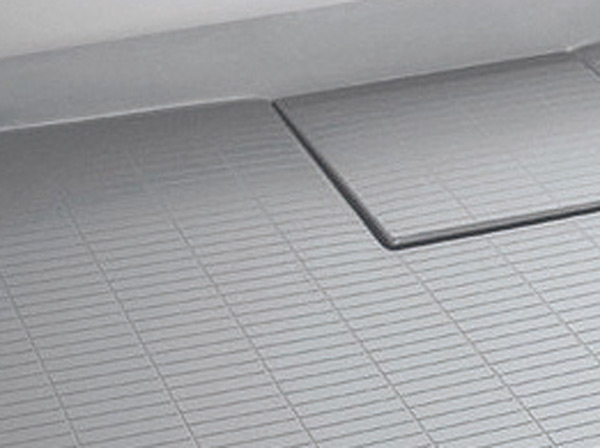 Bathing-wash room.  [Flagstone floor] Peace of mind drainage is in a well-slip matte finish.