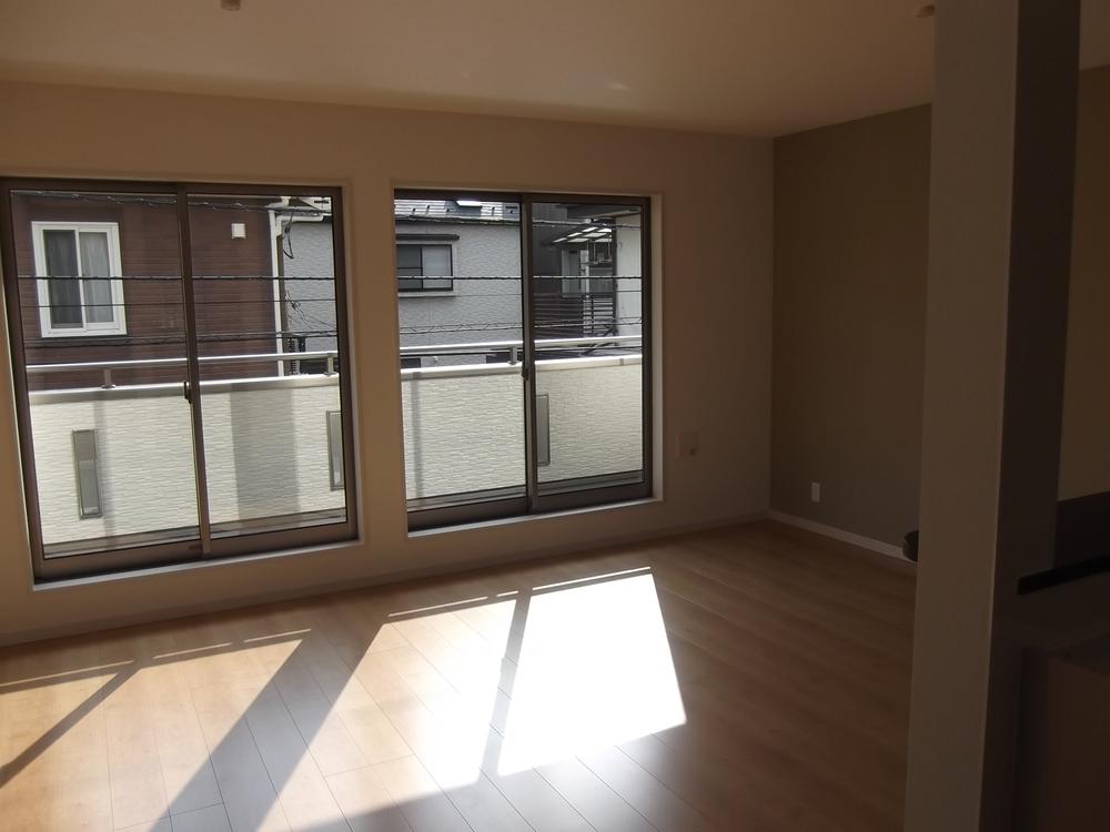 Living. Indoor (11 May 2013) Shooting