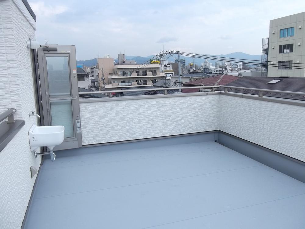 Other. View from the rooftop