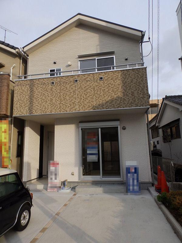 Local appearance photo. There are two single car space