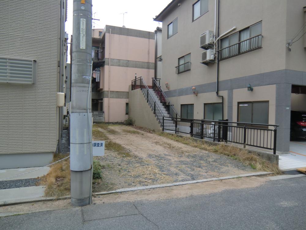 Local appearance photo. Local (12 May 2013) Shooting