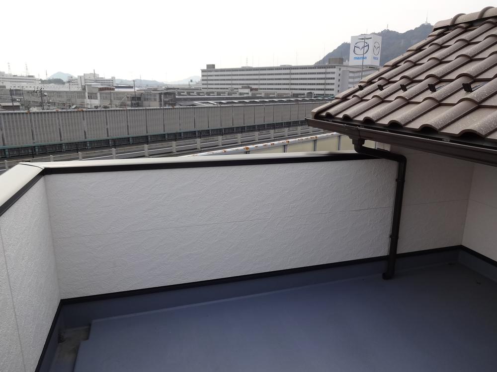 Balcony. Local (10 May 2013) Shooting