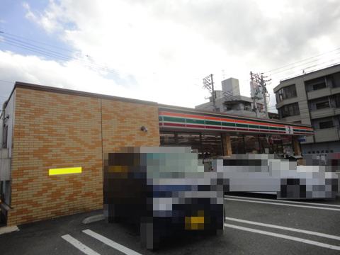 Convenience store. Seven-Eleven 350m to Hiroshima Shinonomehon-cho 3-chome